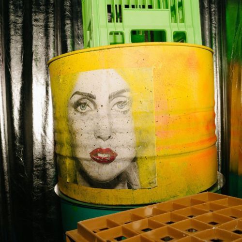 yellow graffiti drum lady gaga